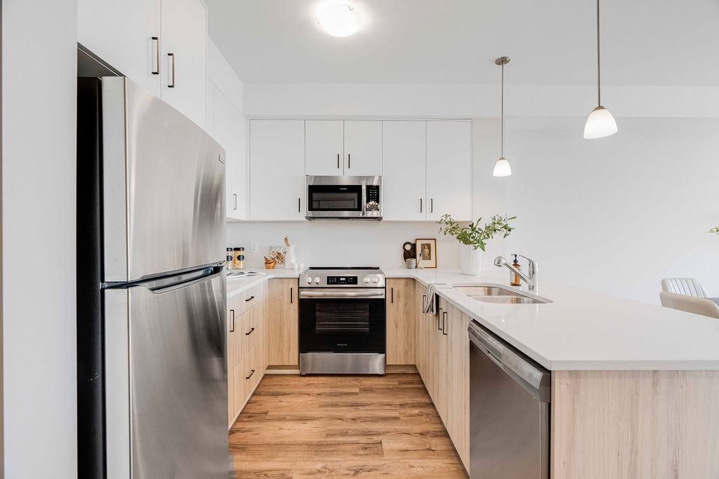 Sunningdale Heights - Photo 3 of 50