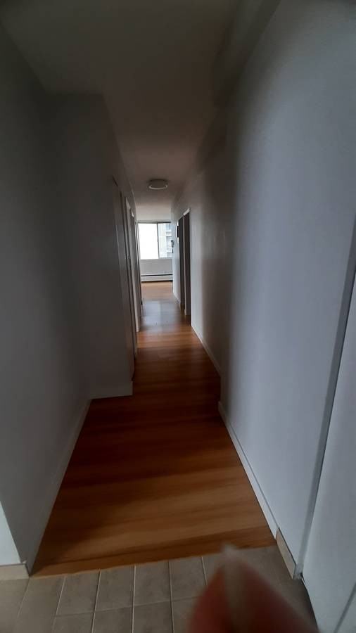 Silhouette Apartments - Photo 4 of 8