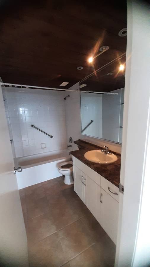 Silhouette Apartments - Photo 7 of 8