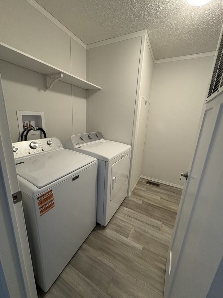 Maple Oak Ridge - Photo 5 of 18