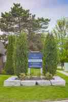 featured image of 570 560-570 Waverly Street North