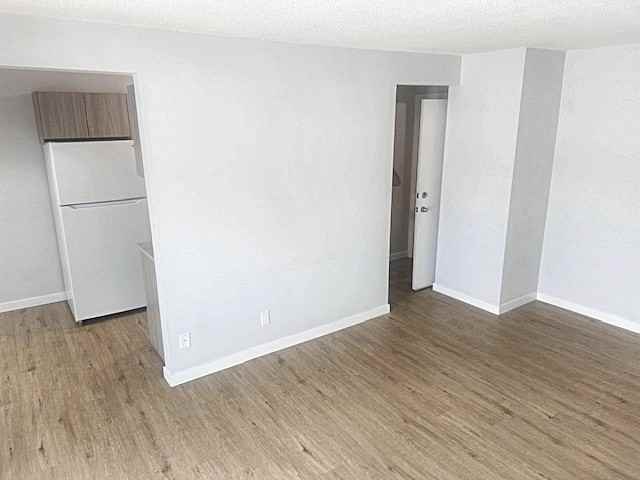 Apollo Apartments - Photo 5 of 35