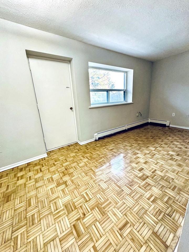 2340 Park Towers Avenue - Photo 3 of 20