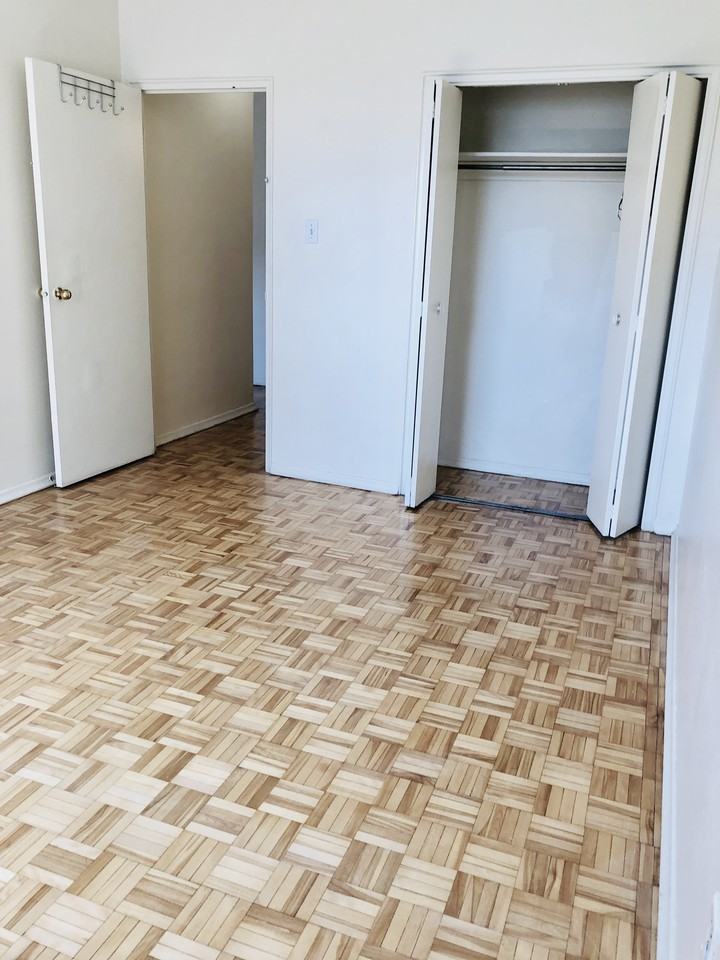 2340 Park Towers Avenue - Photo 5 of 20