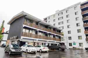 featured image of 9835 106 St Nw