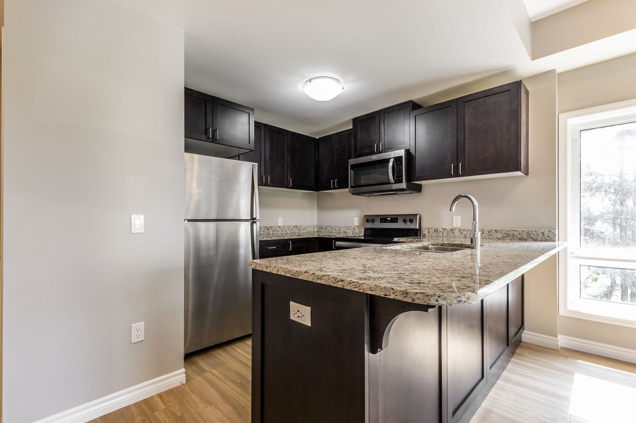 Perth Mills - Photo 3 of 20