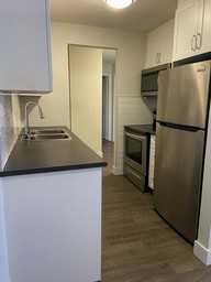 14 Cartier Court - Photo 3 of 11