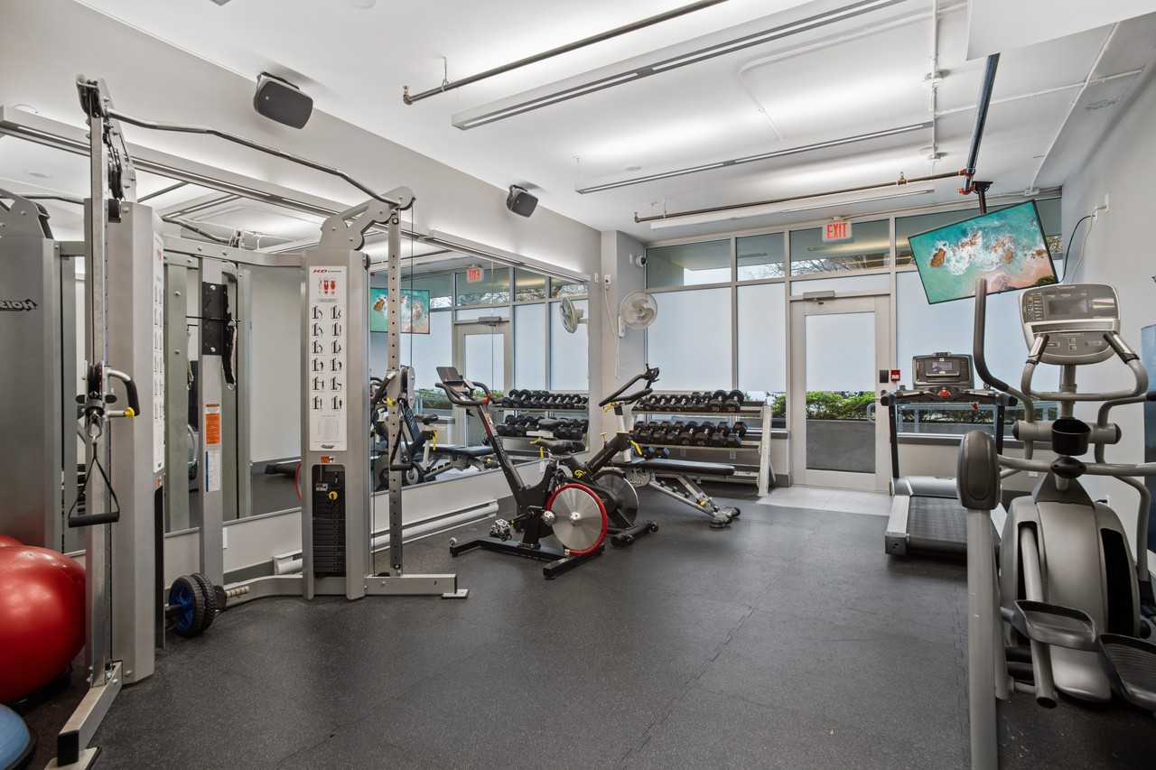 The Evan - Photo 4 of 9