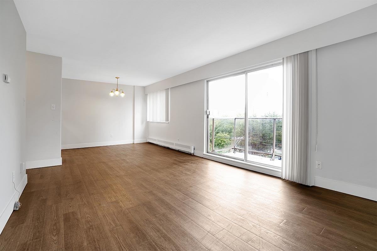 Ocean Park Place Apartments - Photo 5 of 33