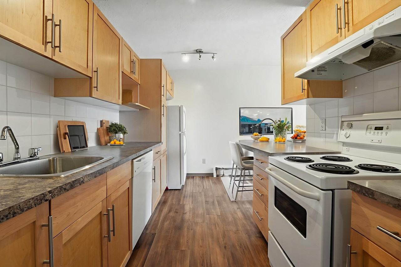 Kingsmere - Photo 3 of 21