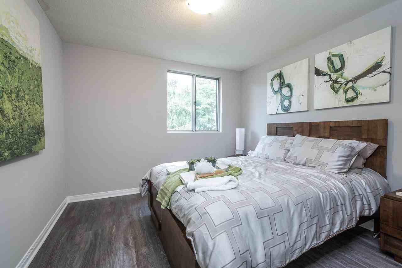 Riverside Towers - Photo 5 of 9