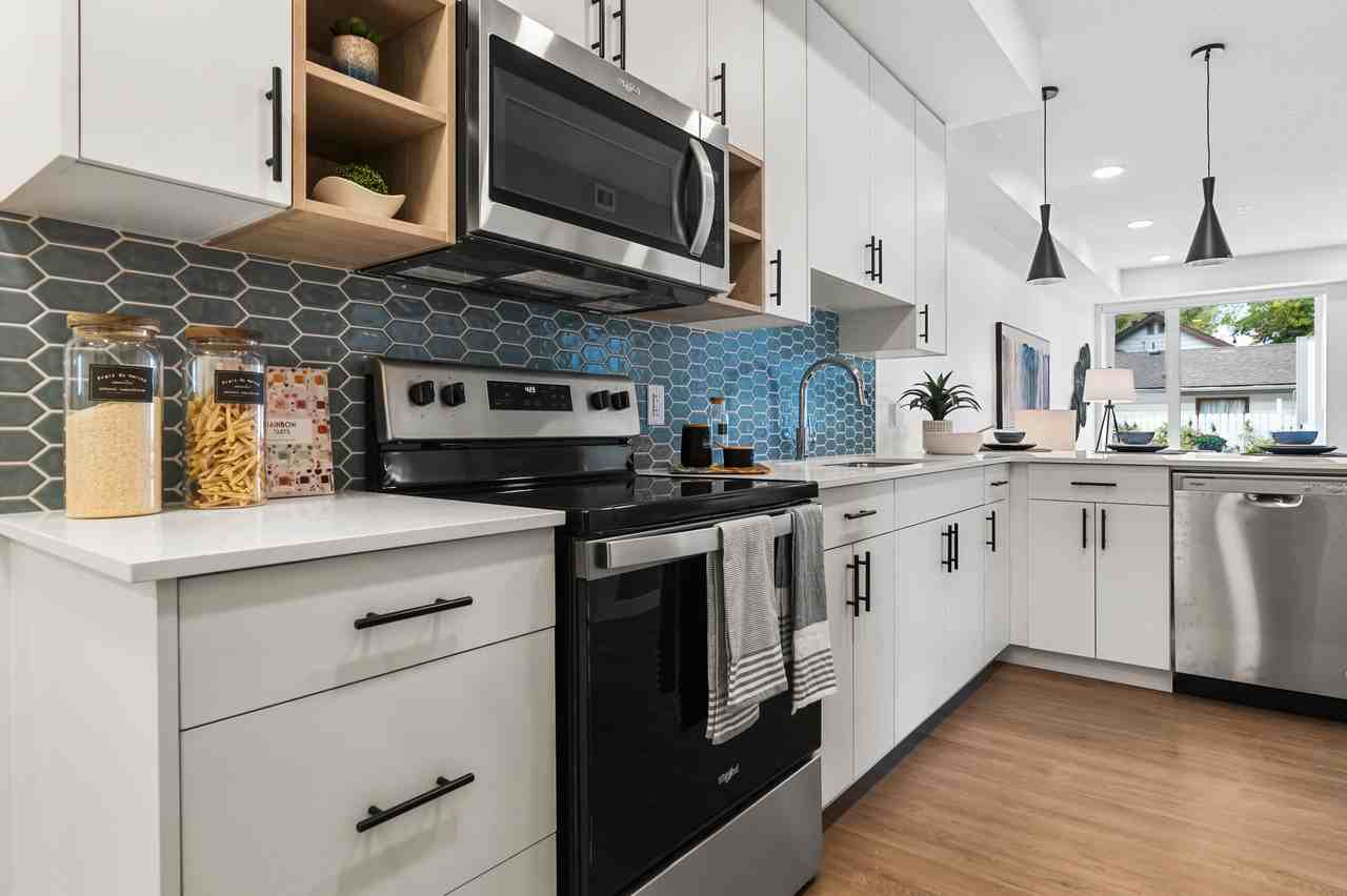 Bravo Apartments - Photo 6 of 21