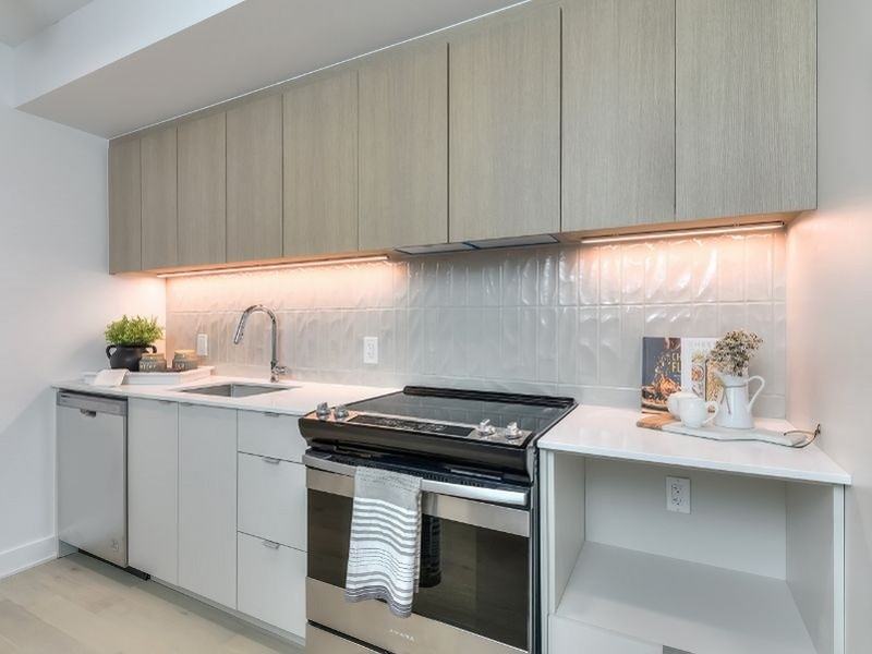 1200 Mackay - Rental Condos - Photo 3 of 9