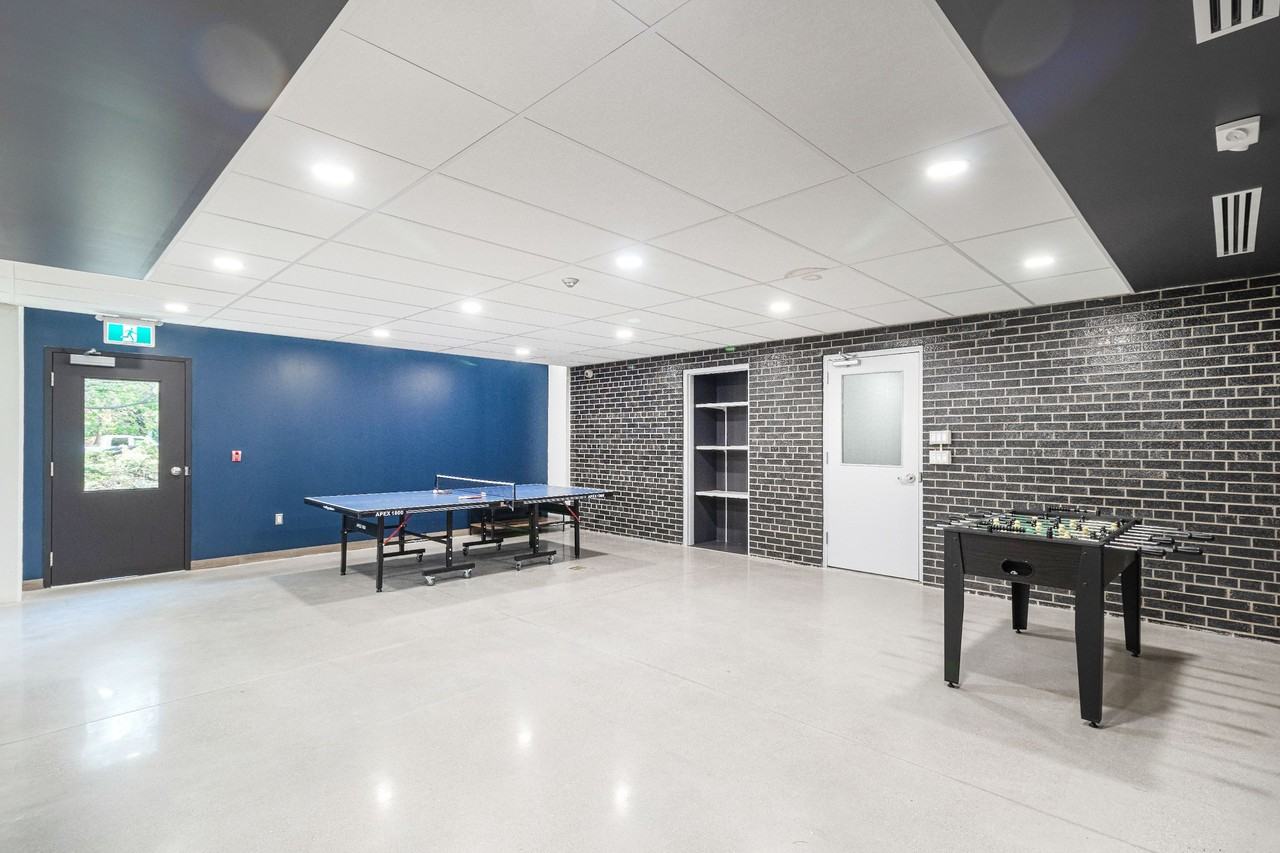 The Whitehall - Photo 7 of 11