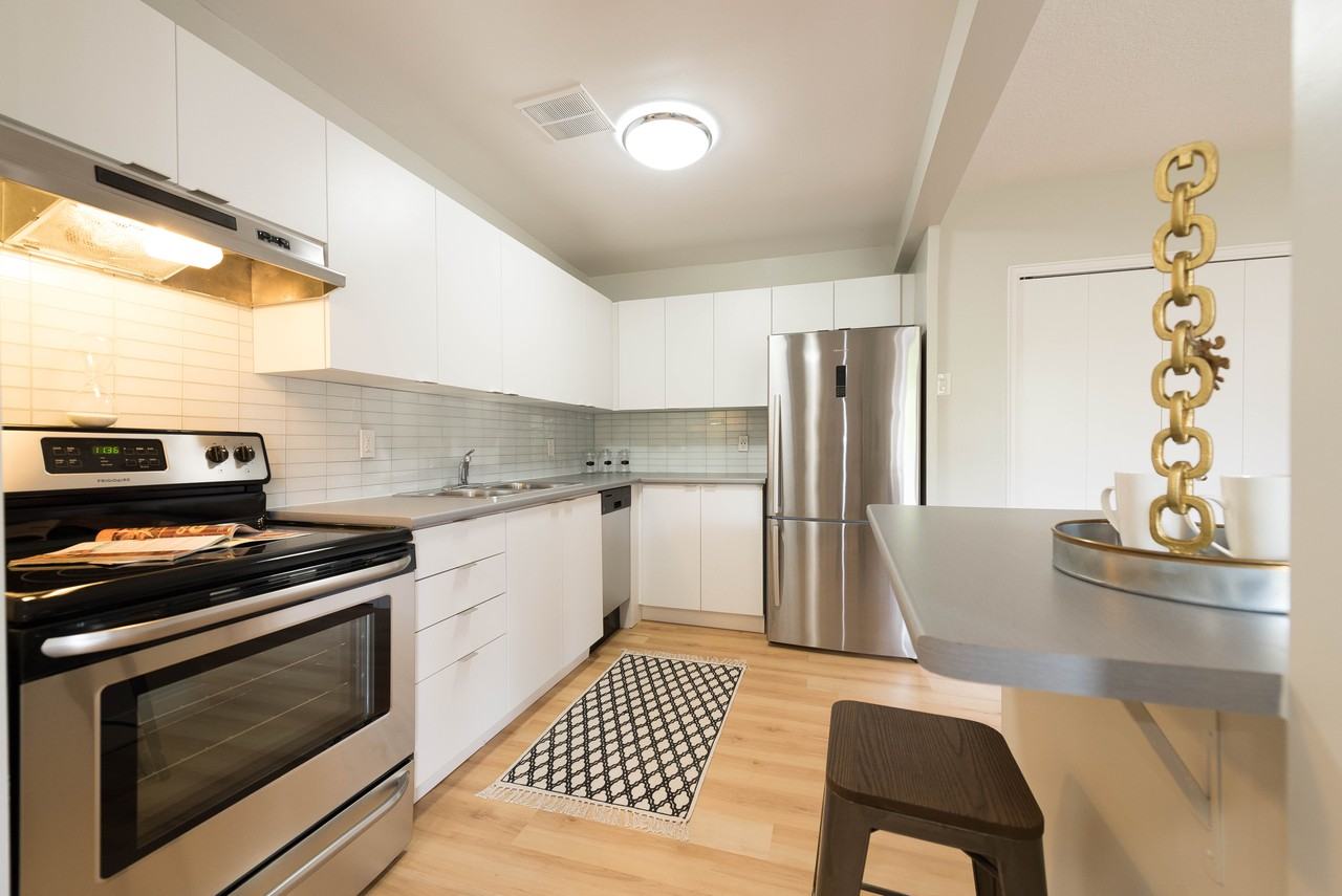 Anchorage Apartments* - Photo 2 of 33