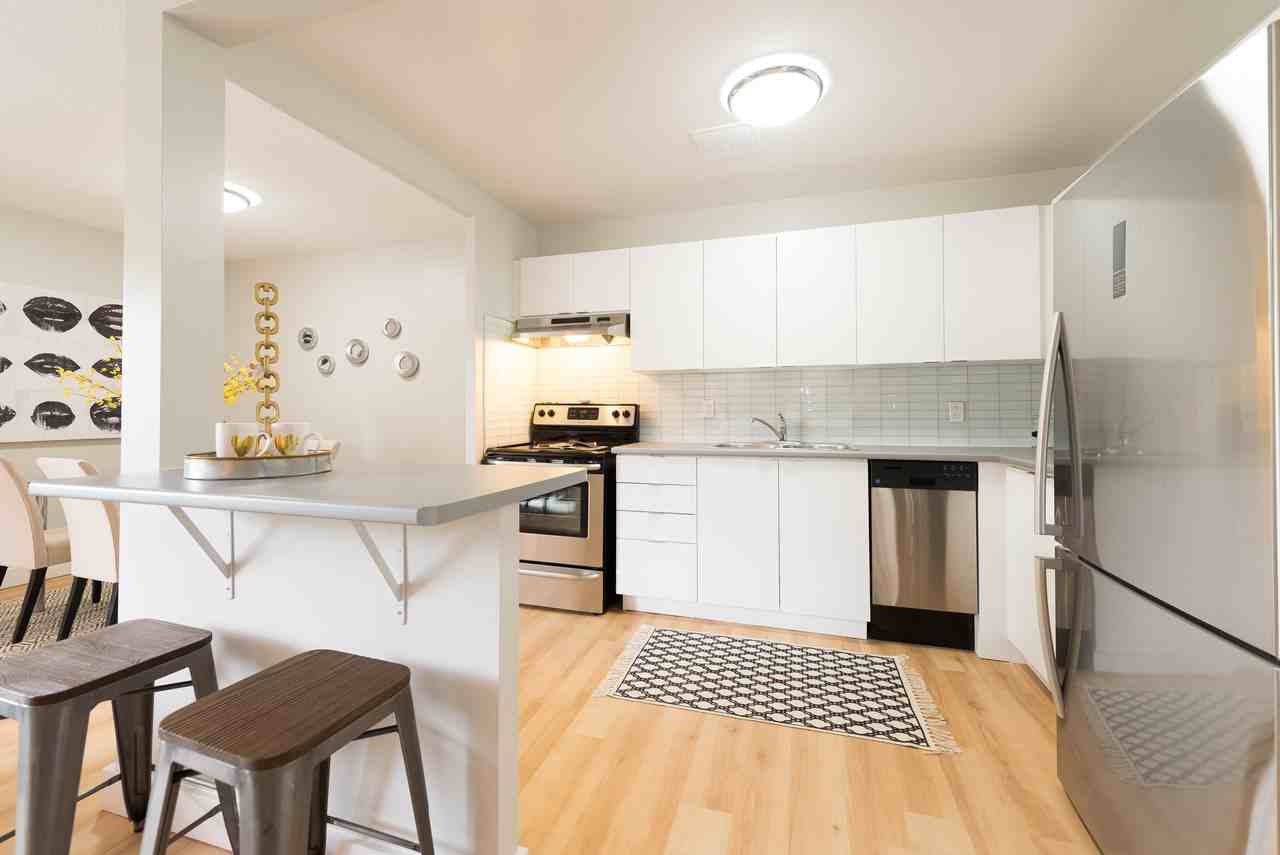 Anchorage Apartments* - Photo 3 of 33