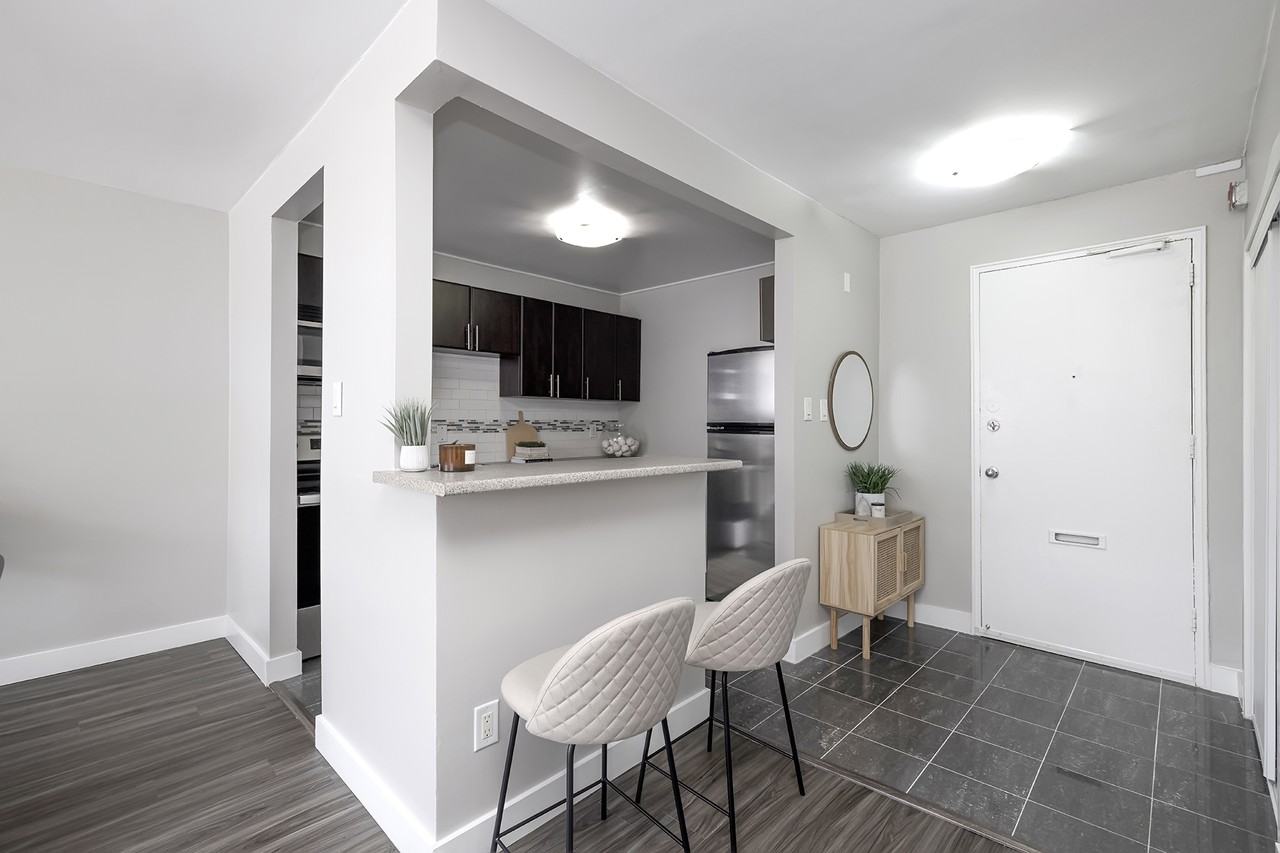 Avenue Apartments - Photo 4 of 43