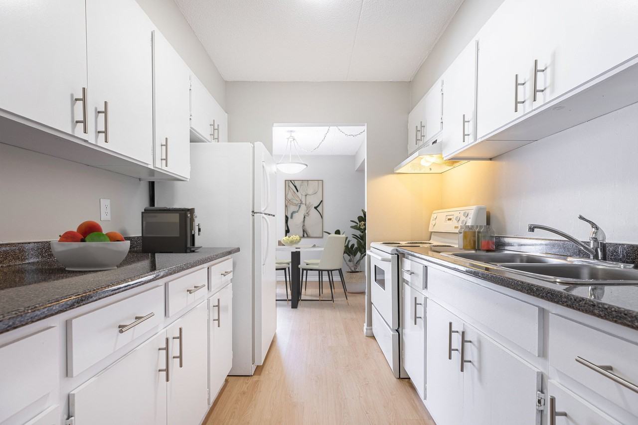 Trinity Apartments - Photo 2 of 31