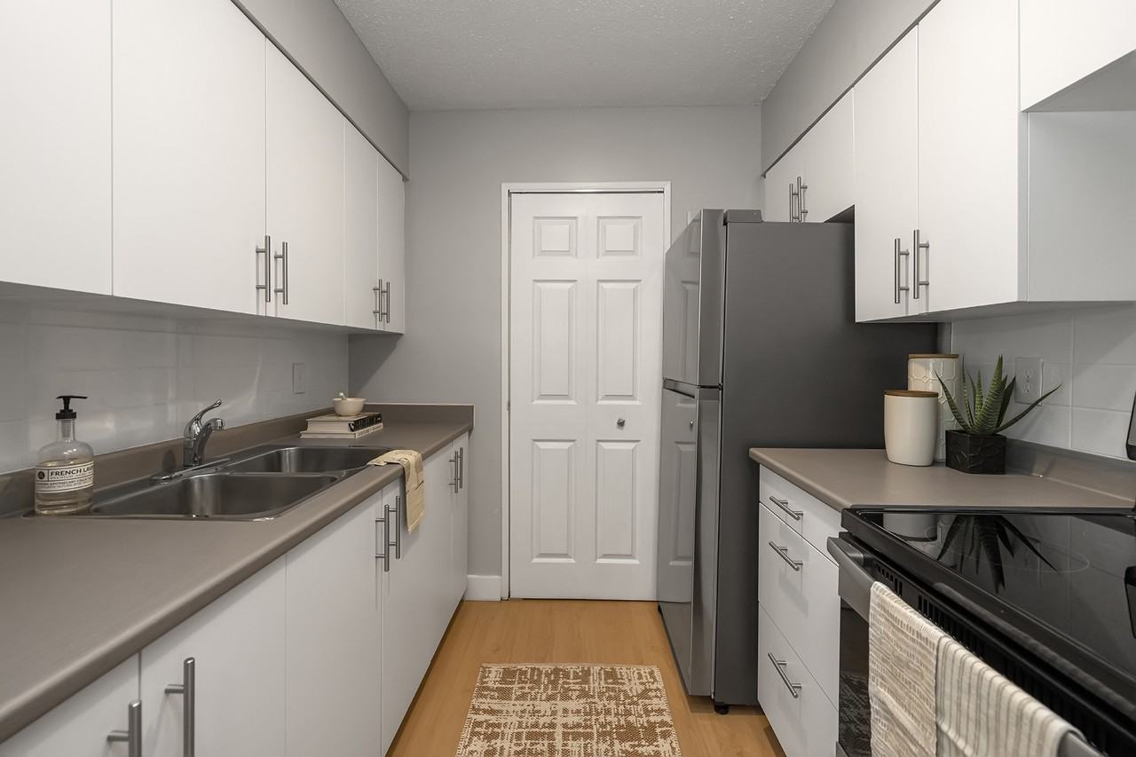 Mooregate Apartments - Photo 2 of 50