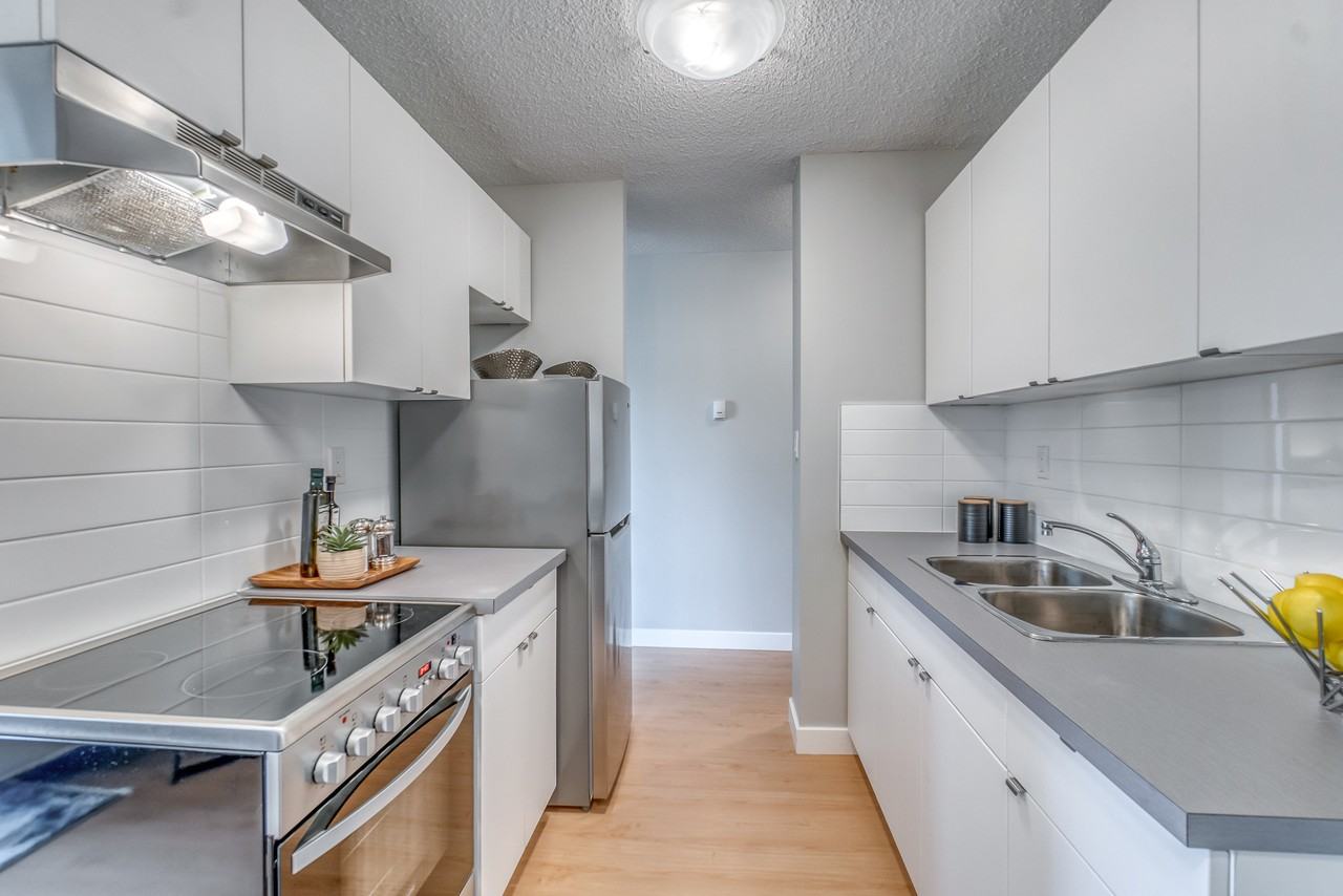 Kingsland Gardens - Photo 2 of 44