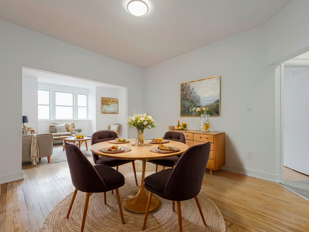 723 Bloor Street West - Photo 2 of 16