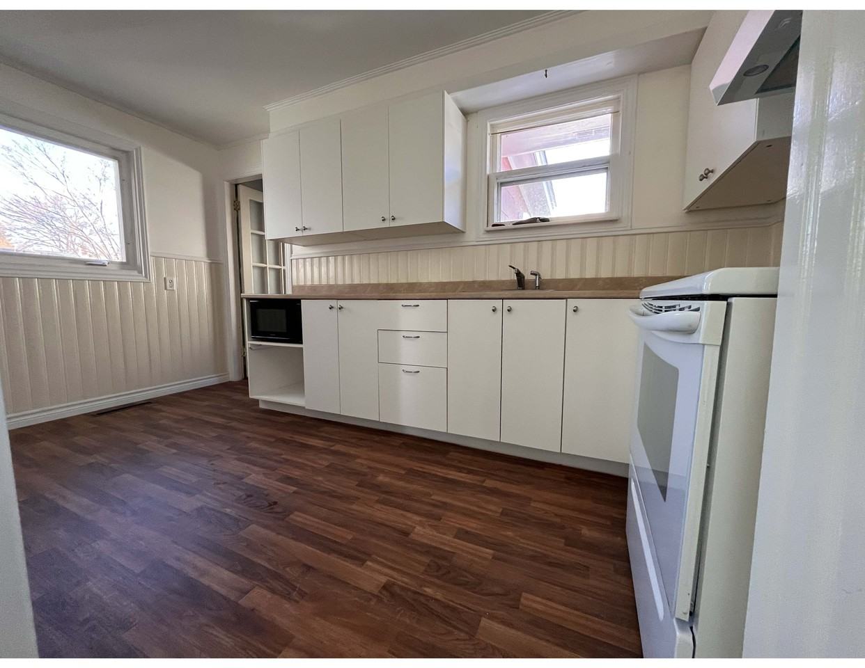 2773 Connolly Street - Photo 5 of 10