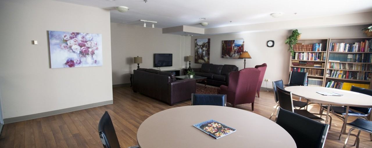 Pineridge Place - Photo 7 of 50