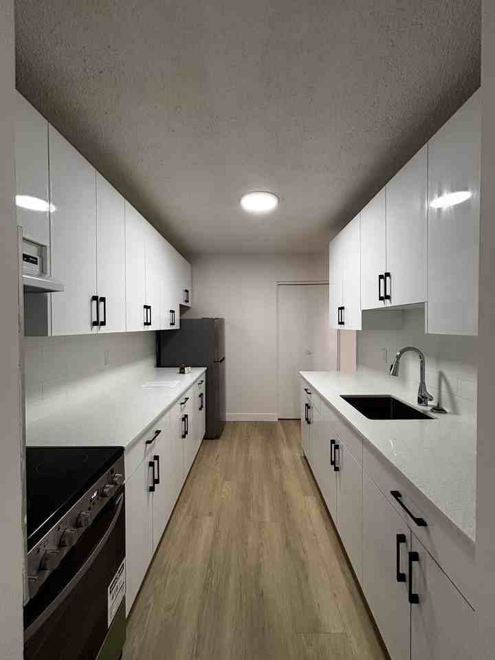 Carlton Park - Photo 4 of 29