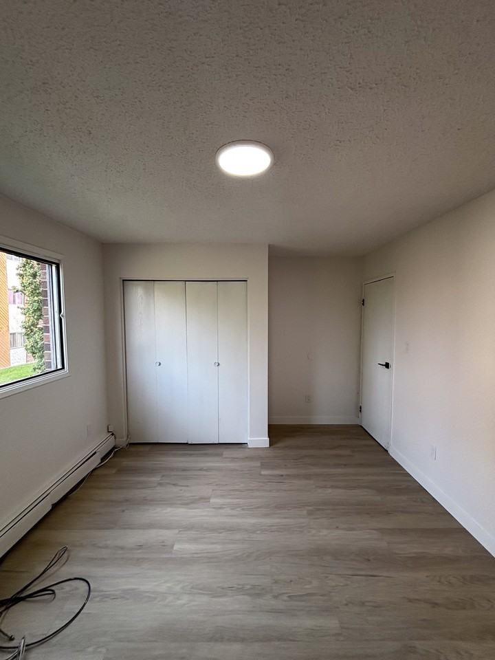 Carlton Park - Photo 7 of 29