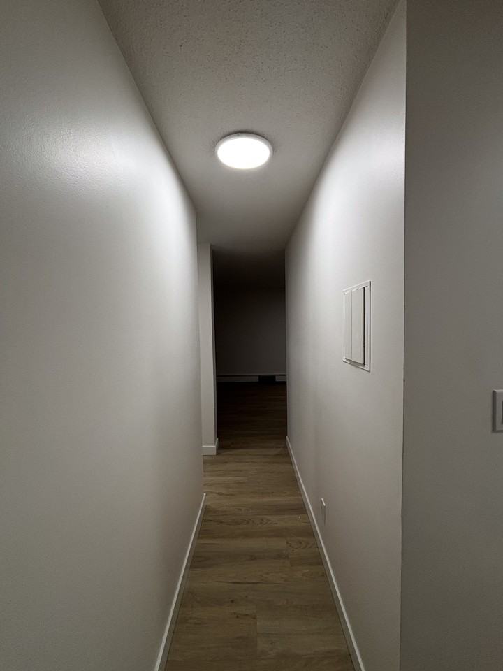 Hillcrest - Photo 5 of 19