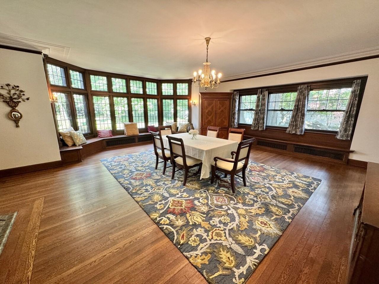 21449 Fairmount Blvd #1250578P - Photo 4 of 26