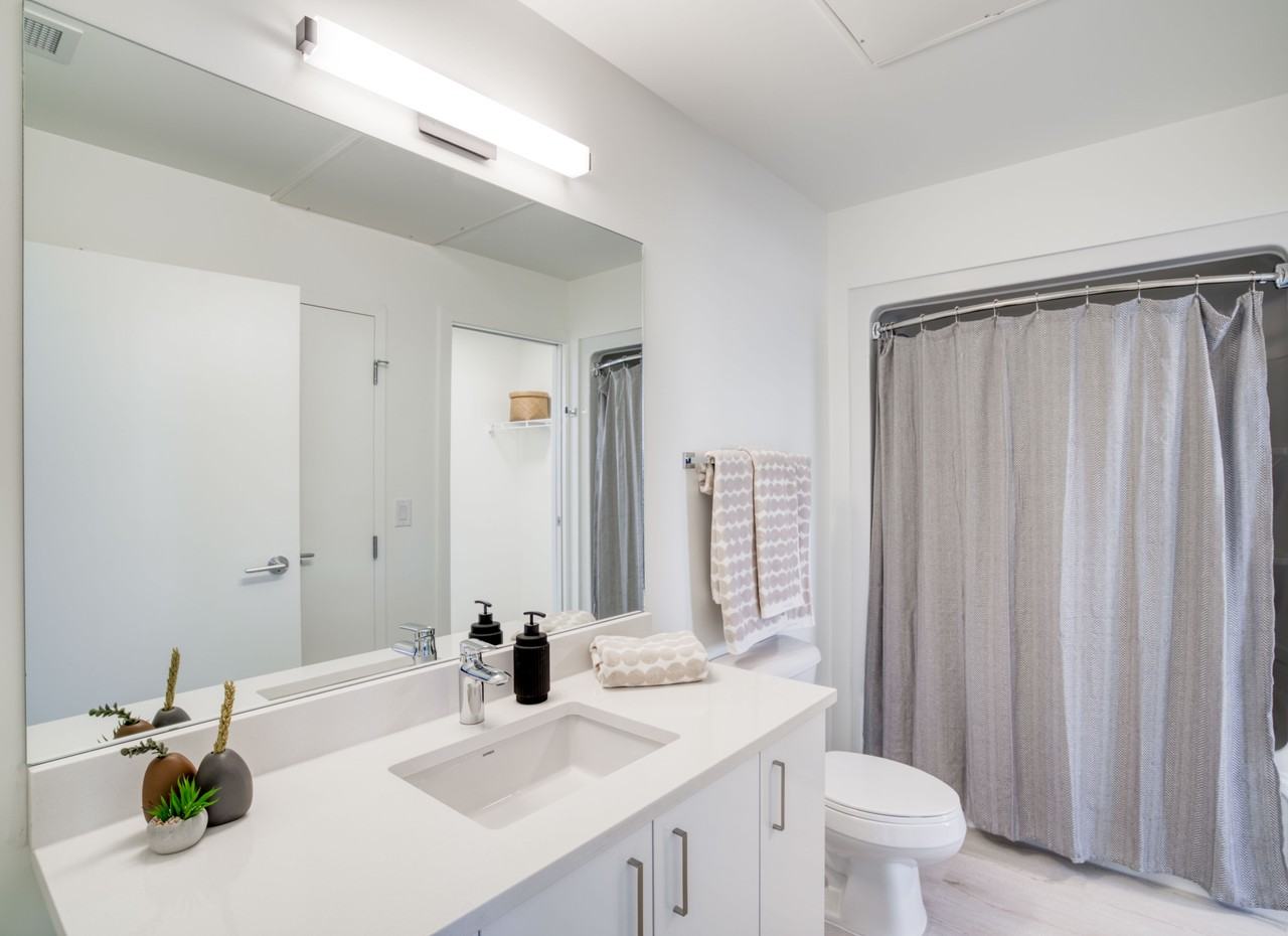 606 Stradbrook - Photo 5 of 24