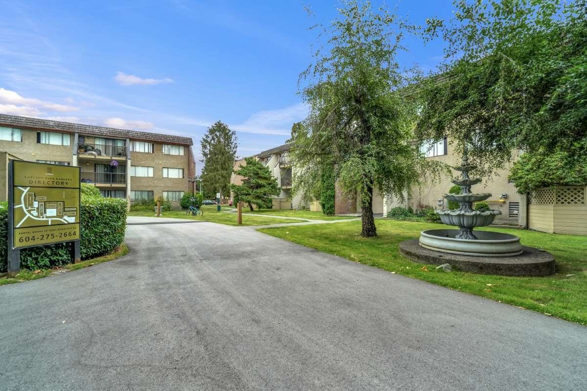 Carlton Park Gardens Apartments - Photo 6 of 10