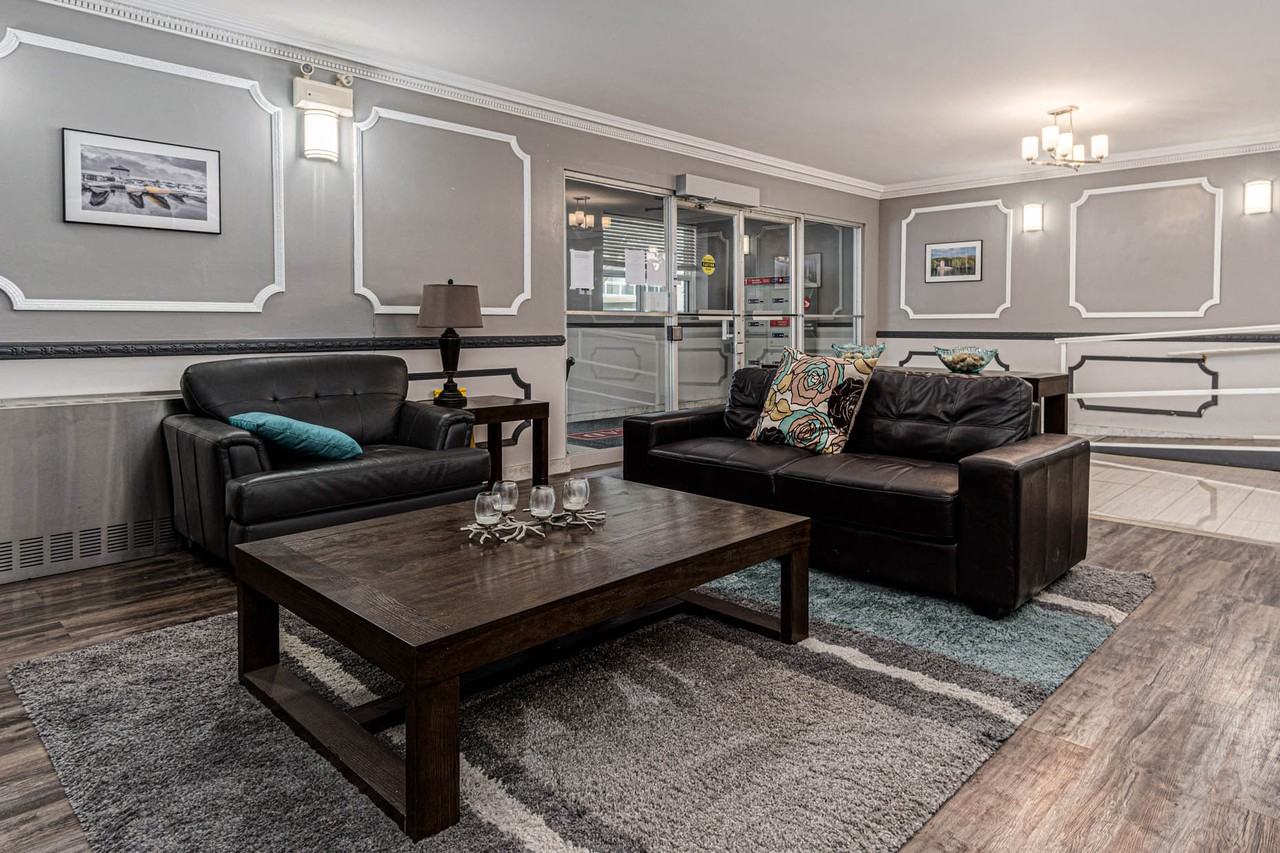 Bowling Green II - Photo 7 of 9