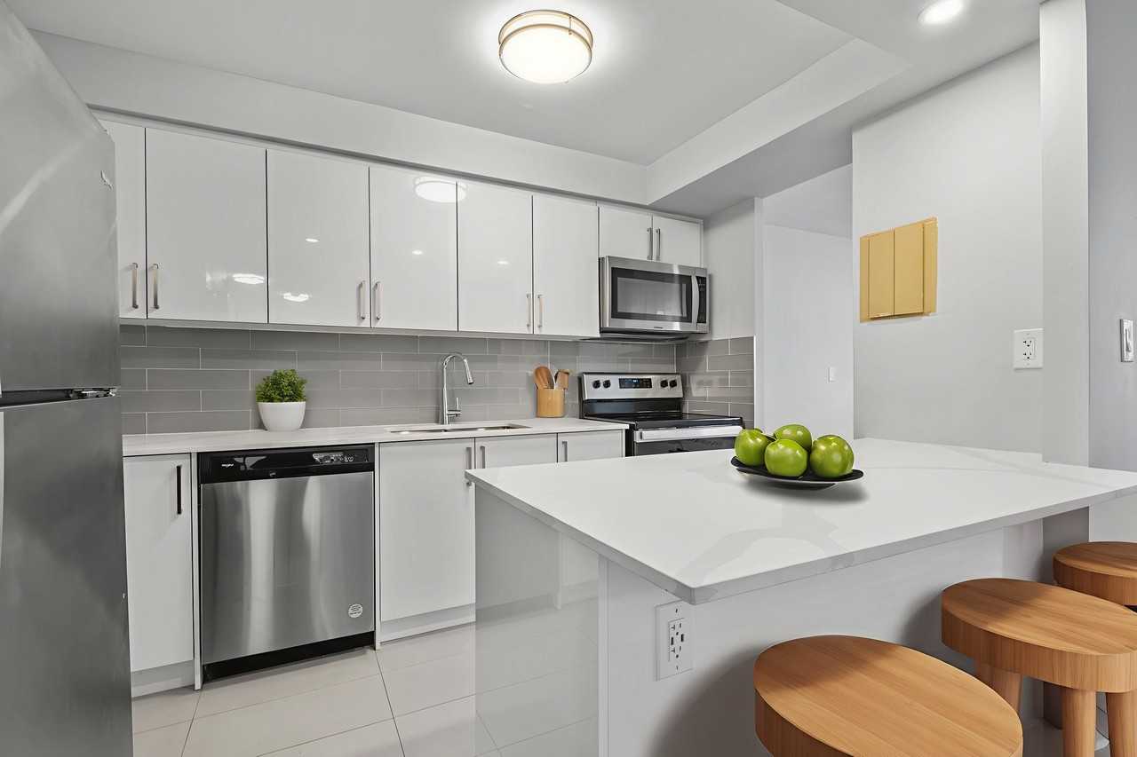 The Diplomats - Photo 2 of 13