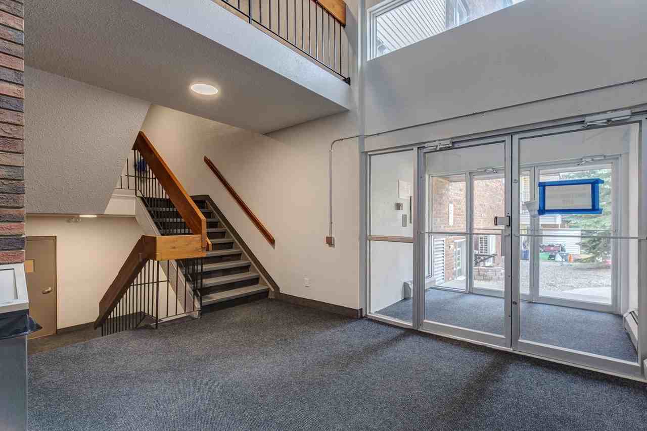 Blue Quill Pointe - Photo 5 of 50