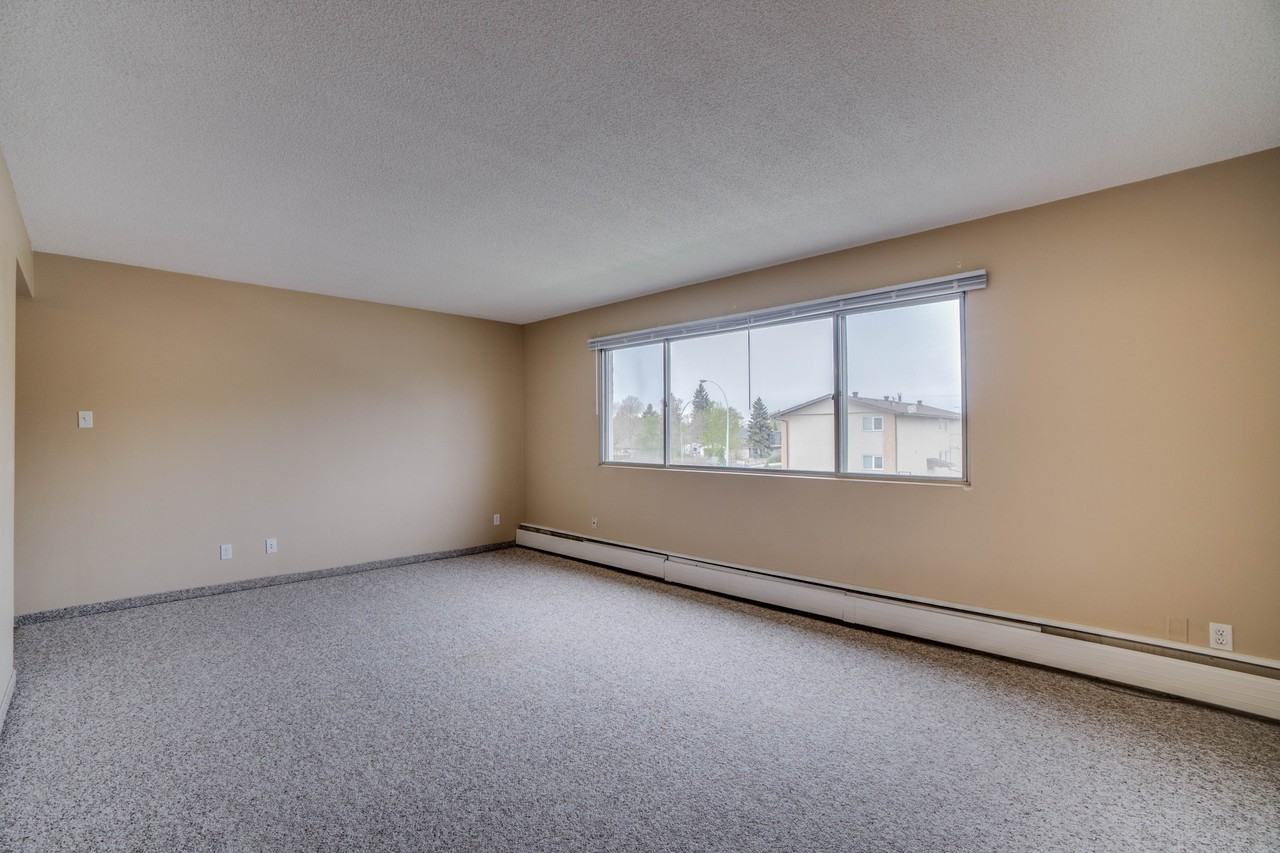 Villa Grande Apartments - Photo 5 of 20