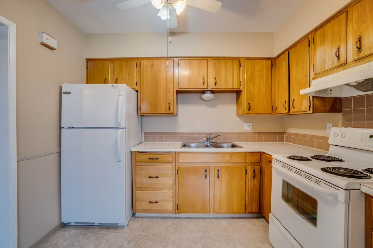 Villa Grande Apartments - Photo 7 of 20