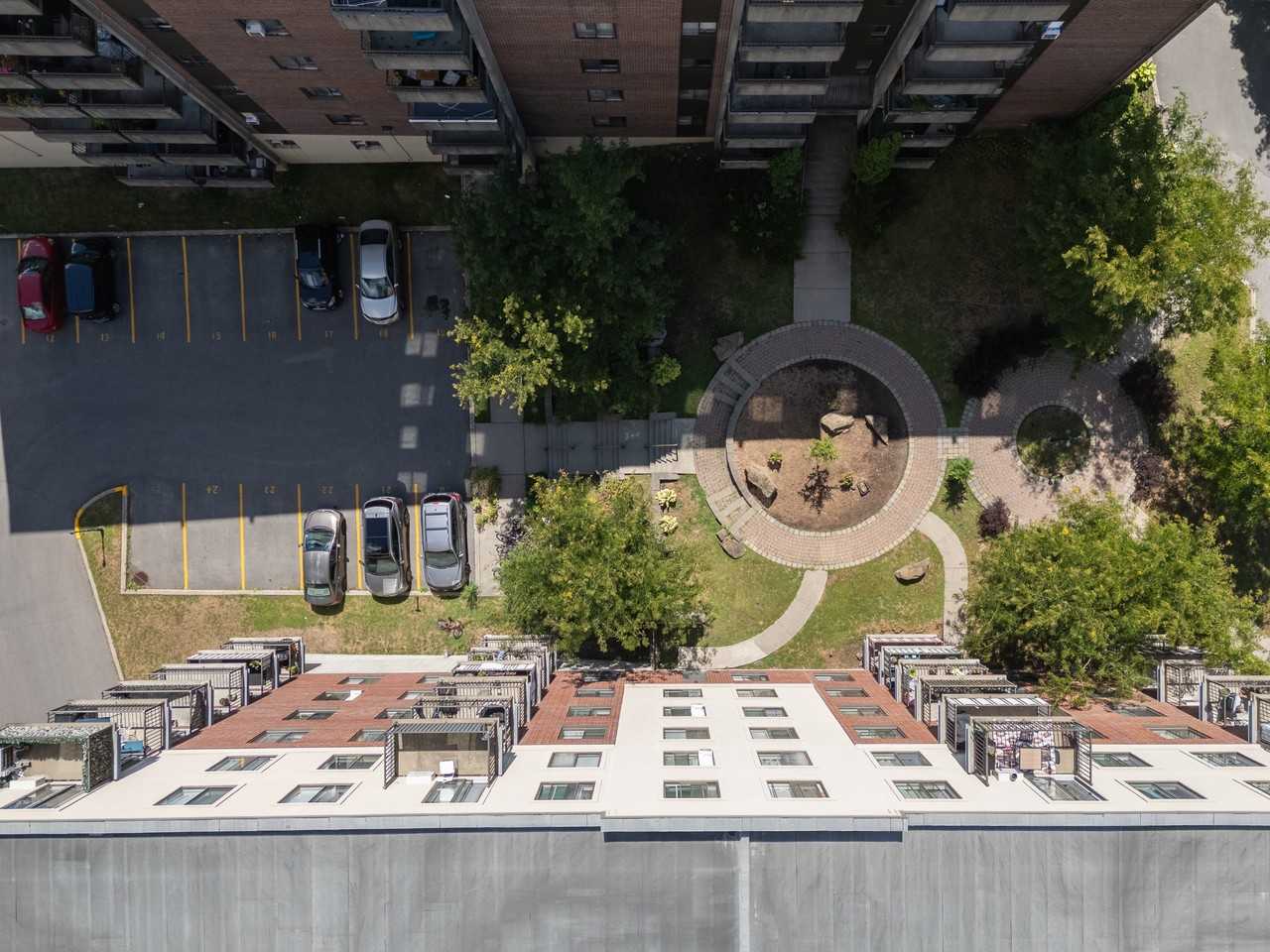 1750 Boulevard Levesque E - Photo 3 of 14