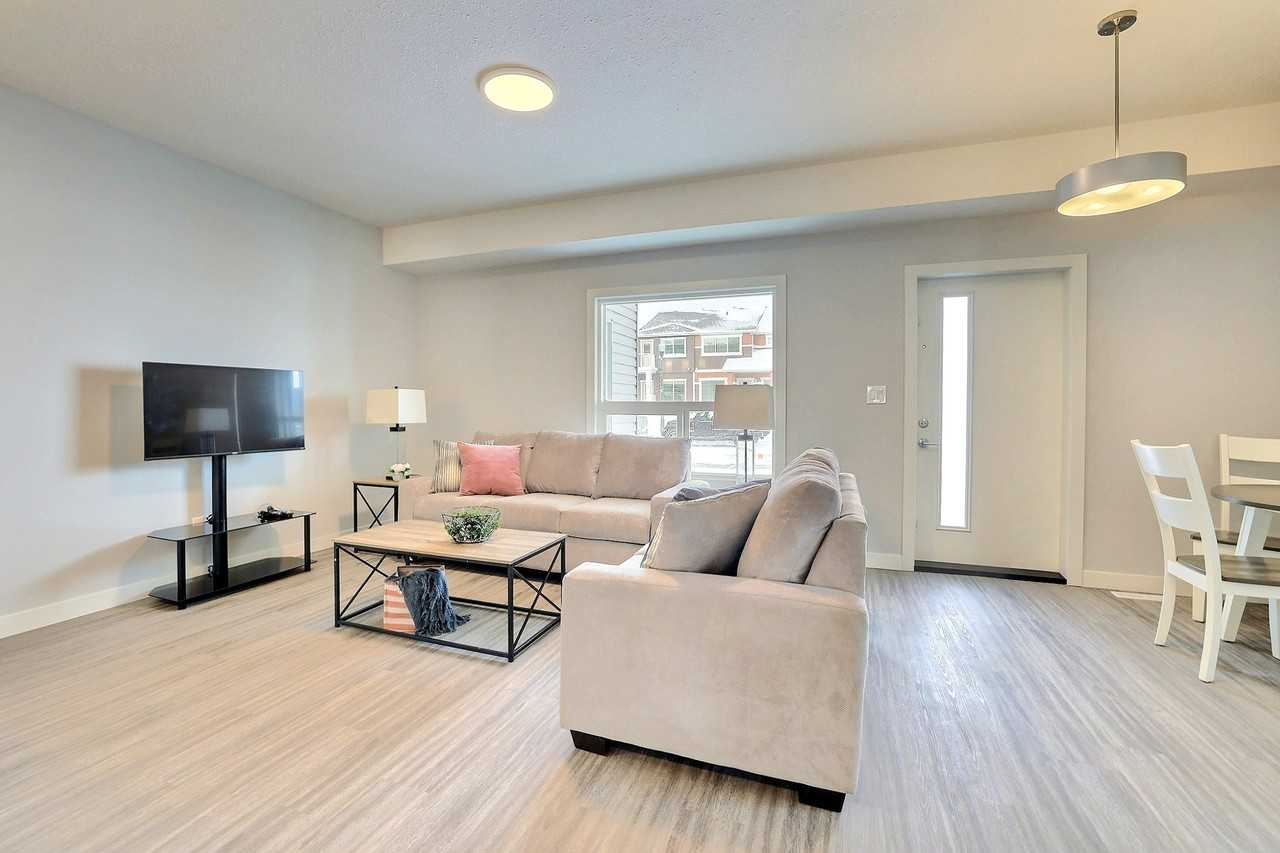 Green Brooks Townhomes - Photo 4 of 50