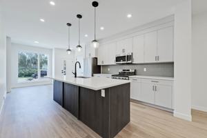 featured image of 1719 38 Ave Sw