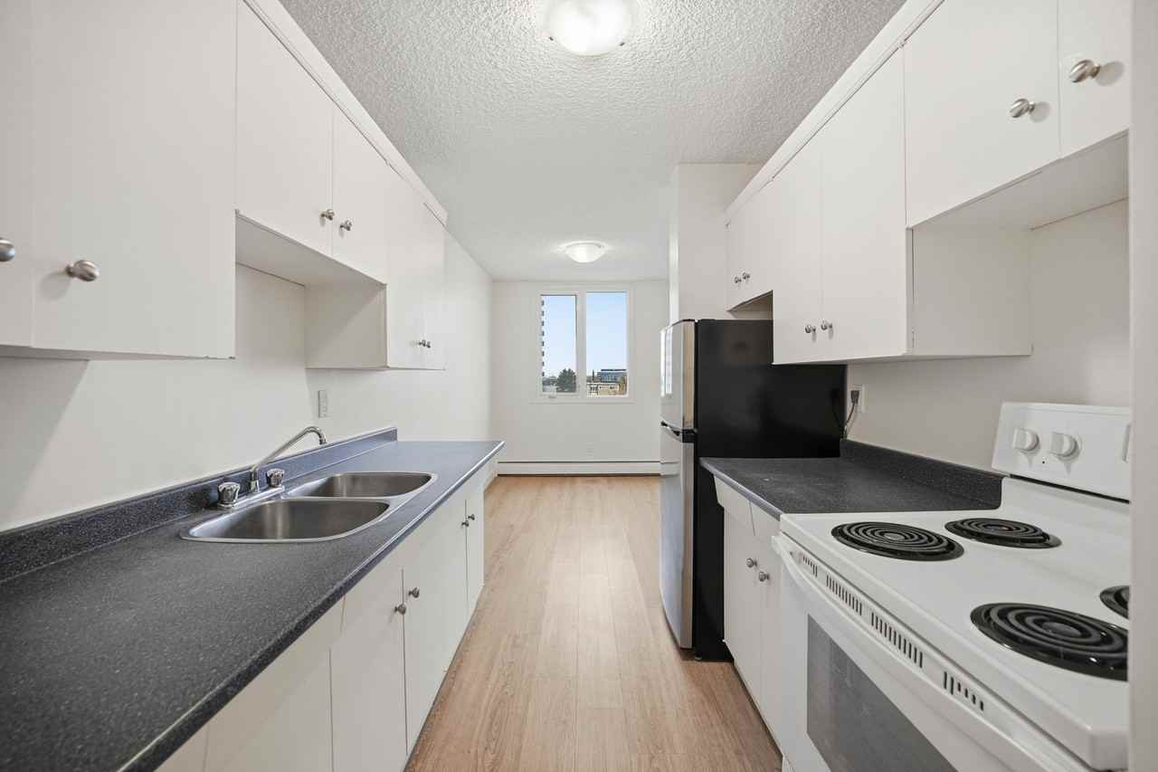 Imperial Tower - Photo 6 of 12