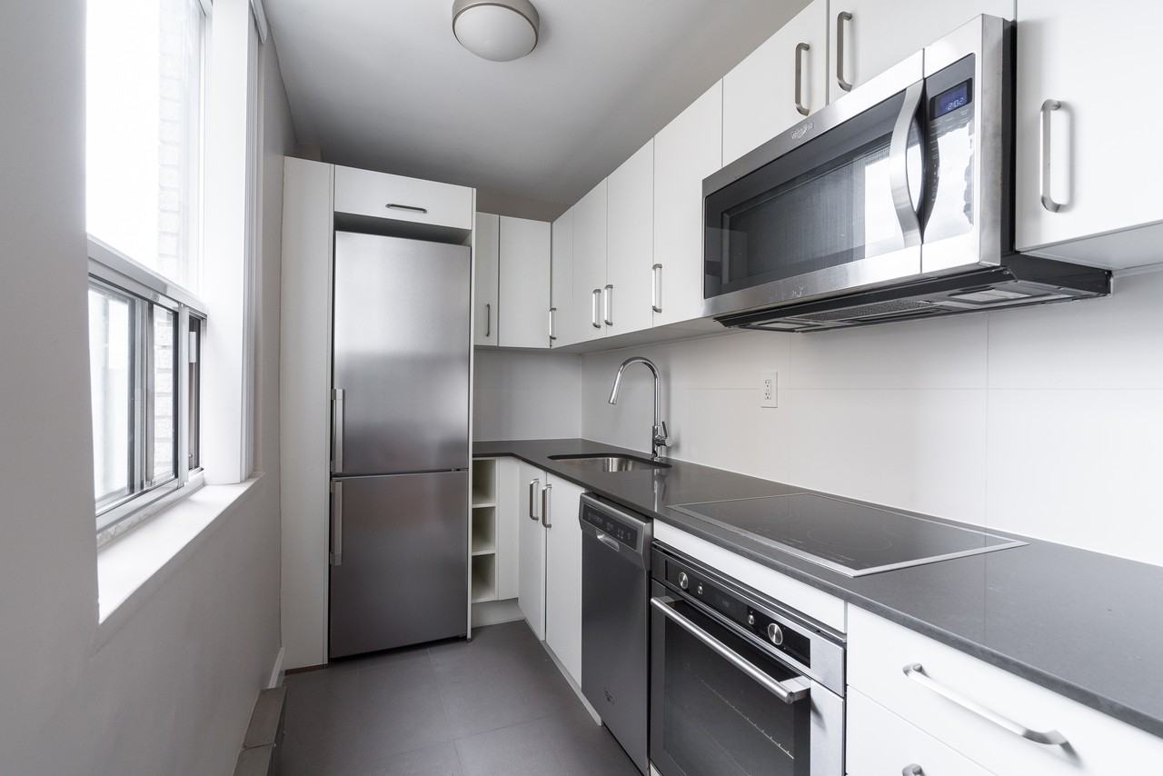 188 Jameson Avenue - Photo 2 of 41