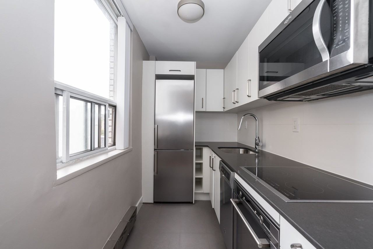 188 Jameson Avenue - Photo 3 of 41