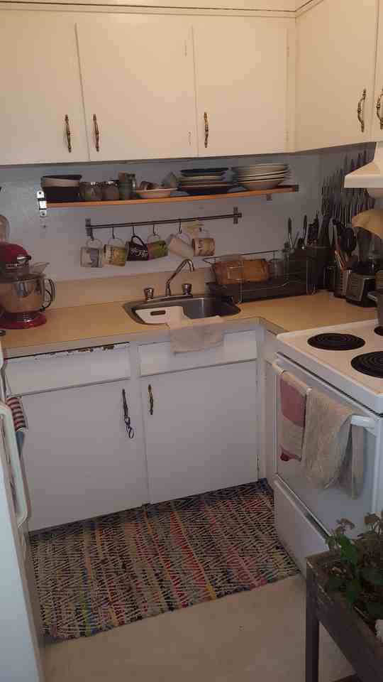 Edgemont - Photo 7 of 35