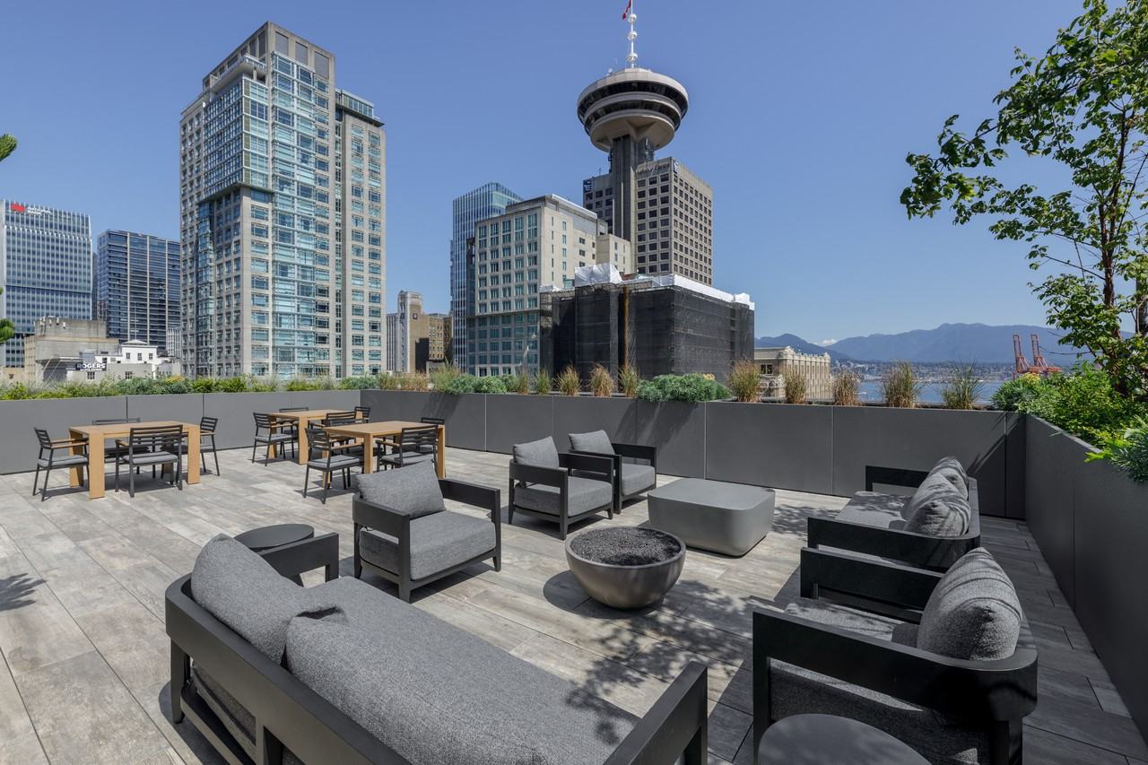 Richards & Pender - Photo 2 of 10