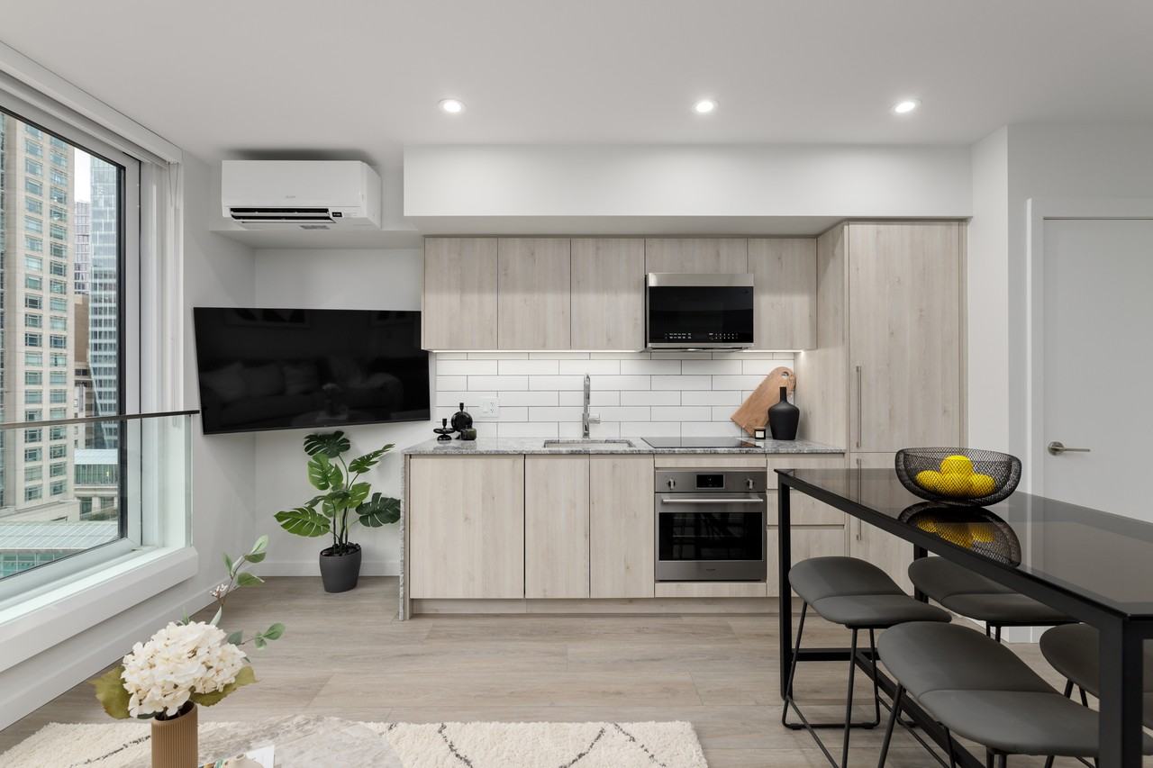 Richards & Pender - Photo 5 of 10