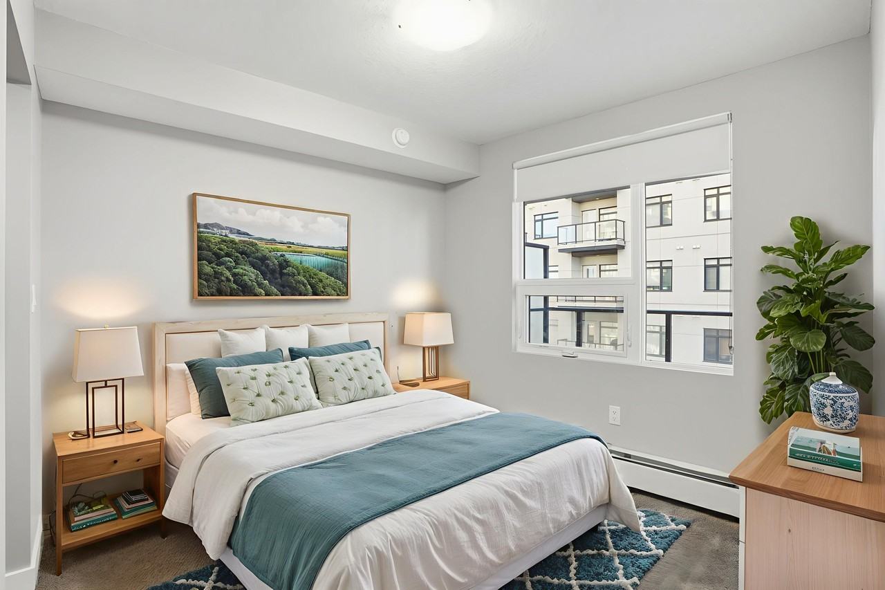 Insignia Tower - Photo 5 of 16