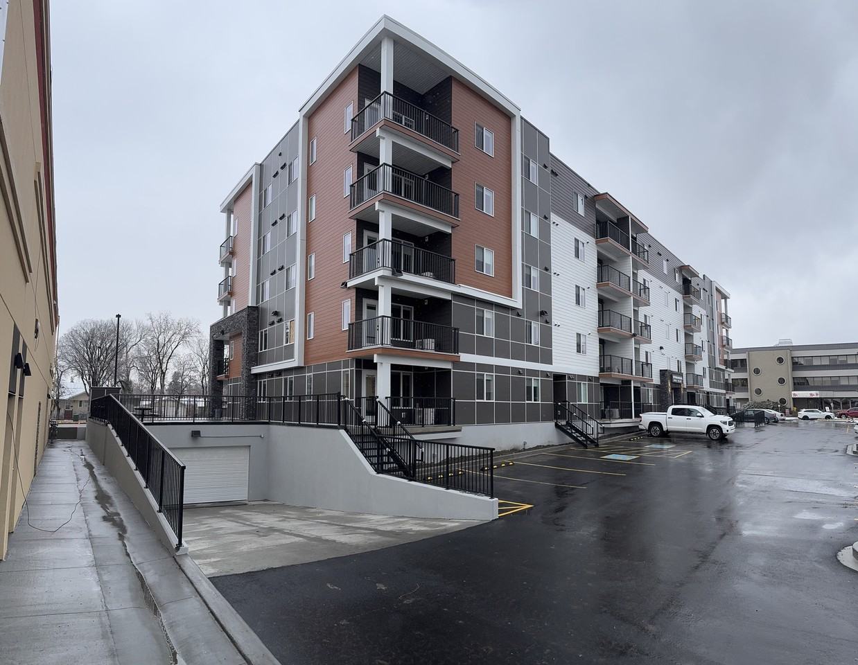 Station View Apartments - Photo 3 of 9