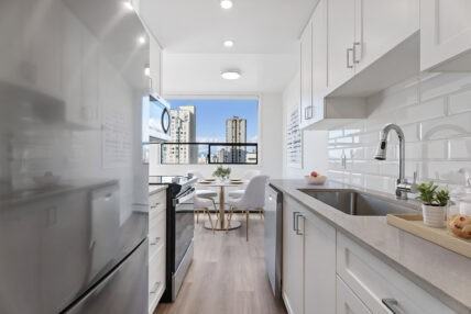 Pacific Cove Apartments - Photo 6 of 44